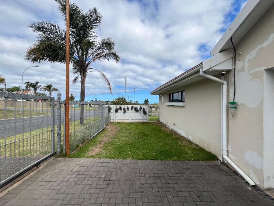 3 Bedroom Property for Sale in Beacon Bay Eastern Cape